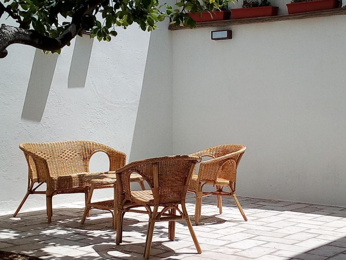 Bed and Breakfast Cortile Calinea Кастріньяно-дель-Капо Екстер'єр фото